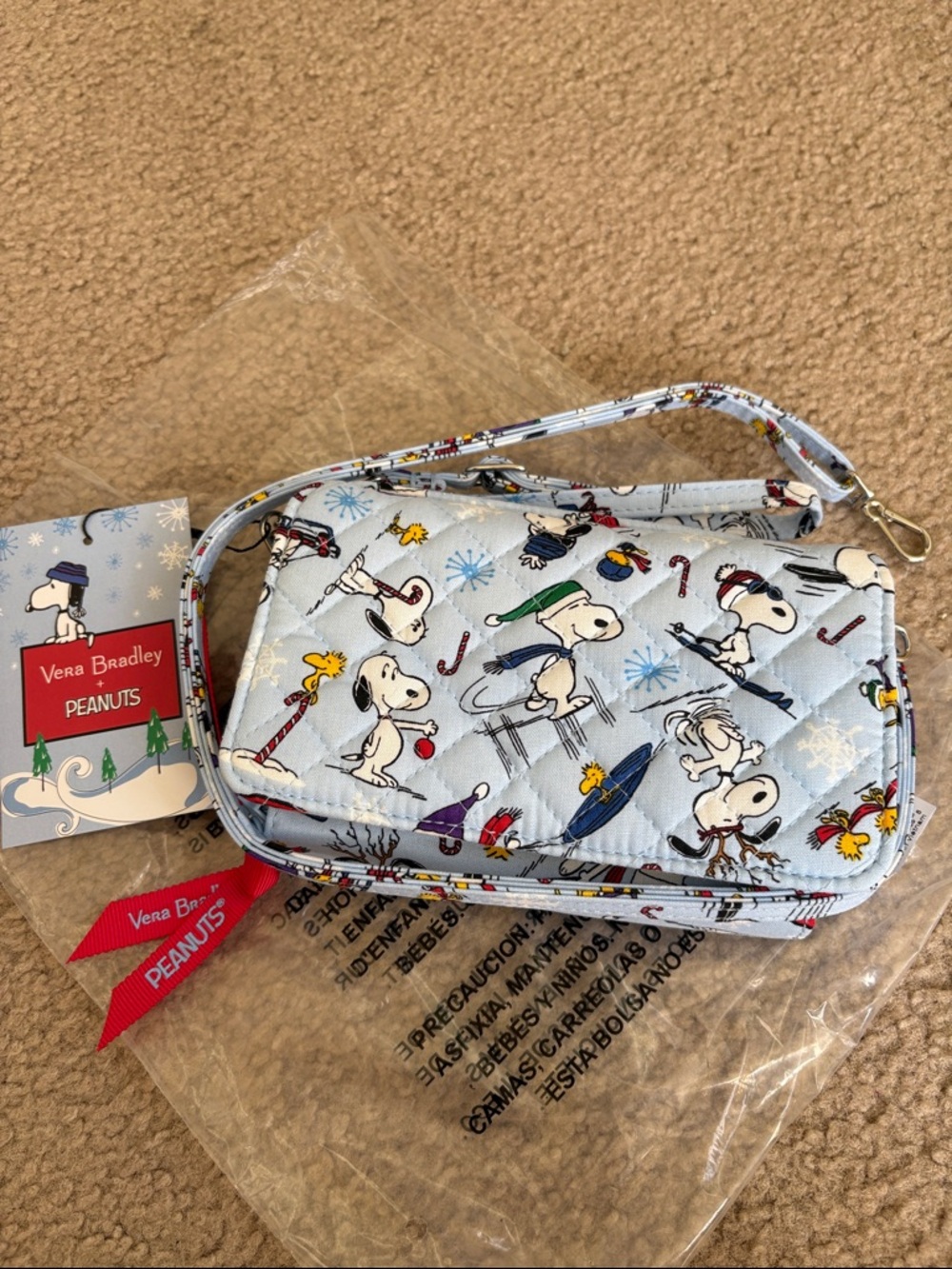 Vera Bradley Peanuts Quilted 3 in 1 crossbody in Light Blue with Snoopy Print